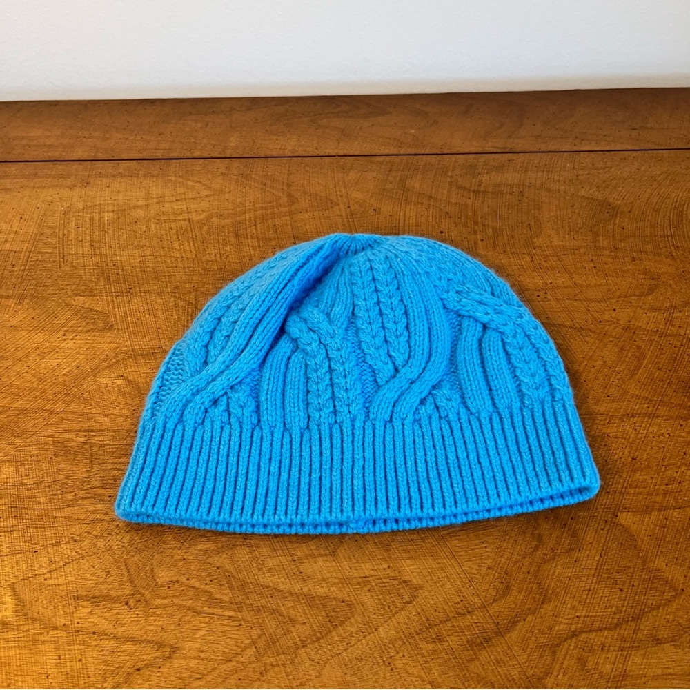 NWT Club Monaco Knit Beanie